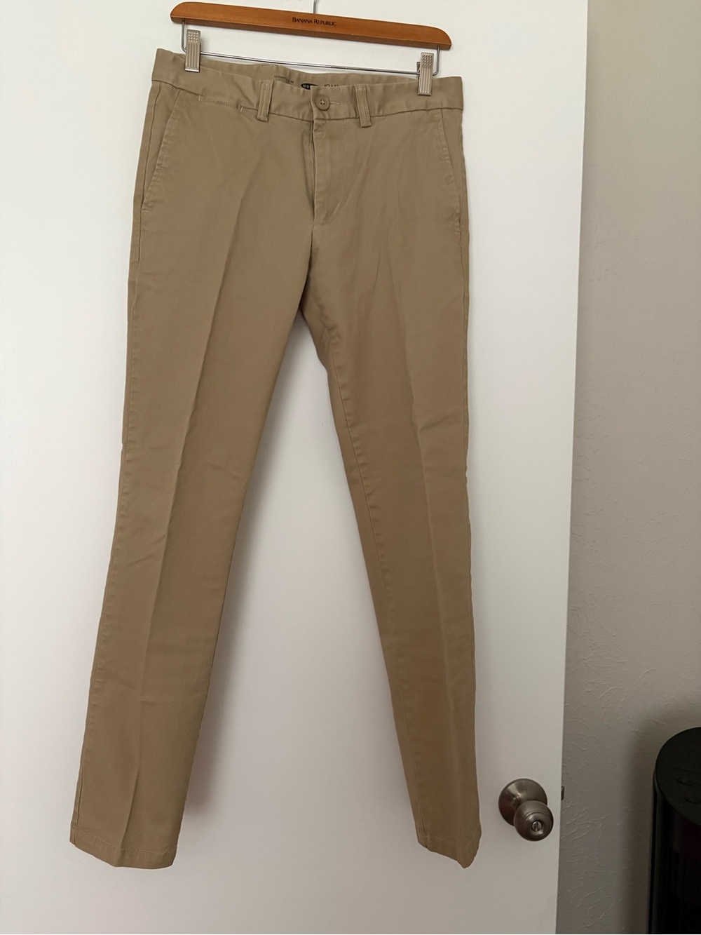 Old Navy Men's Ultimate Slim Straight Chinos in Tan
